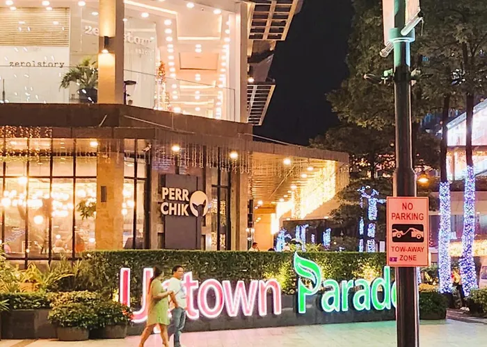 Apartment Bgc One Uptown King Bed 3 Min Walk To Malls And Restaurants *