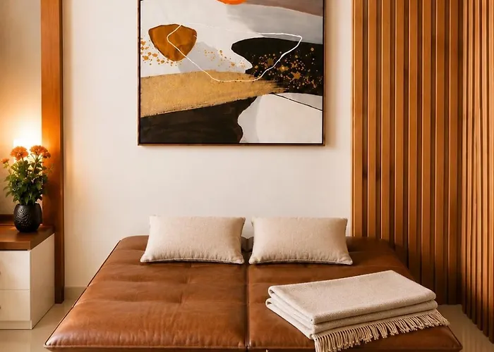 Apartment Bgc One Uptown King Bed 3 Min Walk To Malls And Restaurants Manila